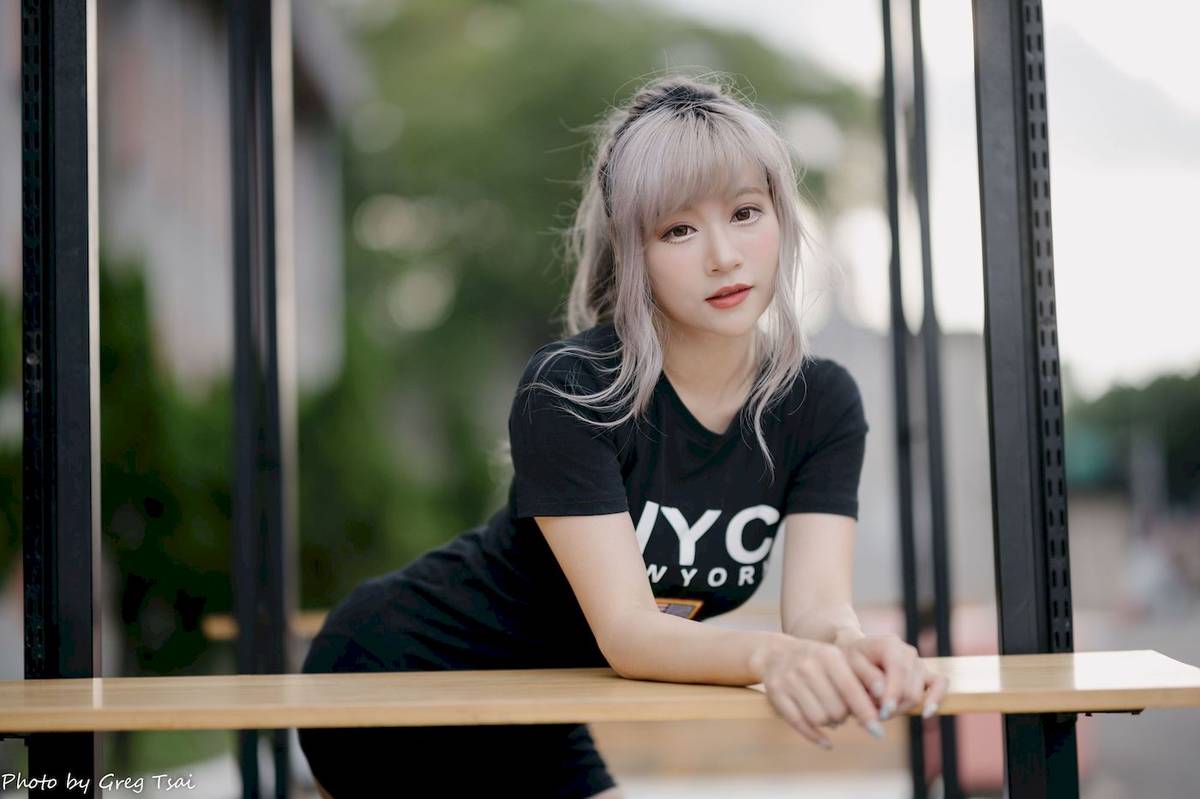 凯云黑色短裙修长美腿巧语嫣然运动风户外写真-101