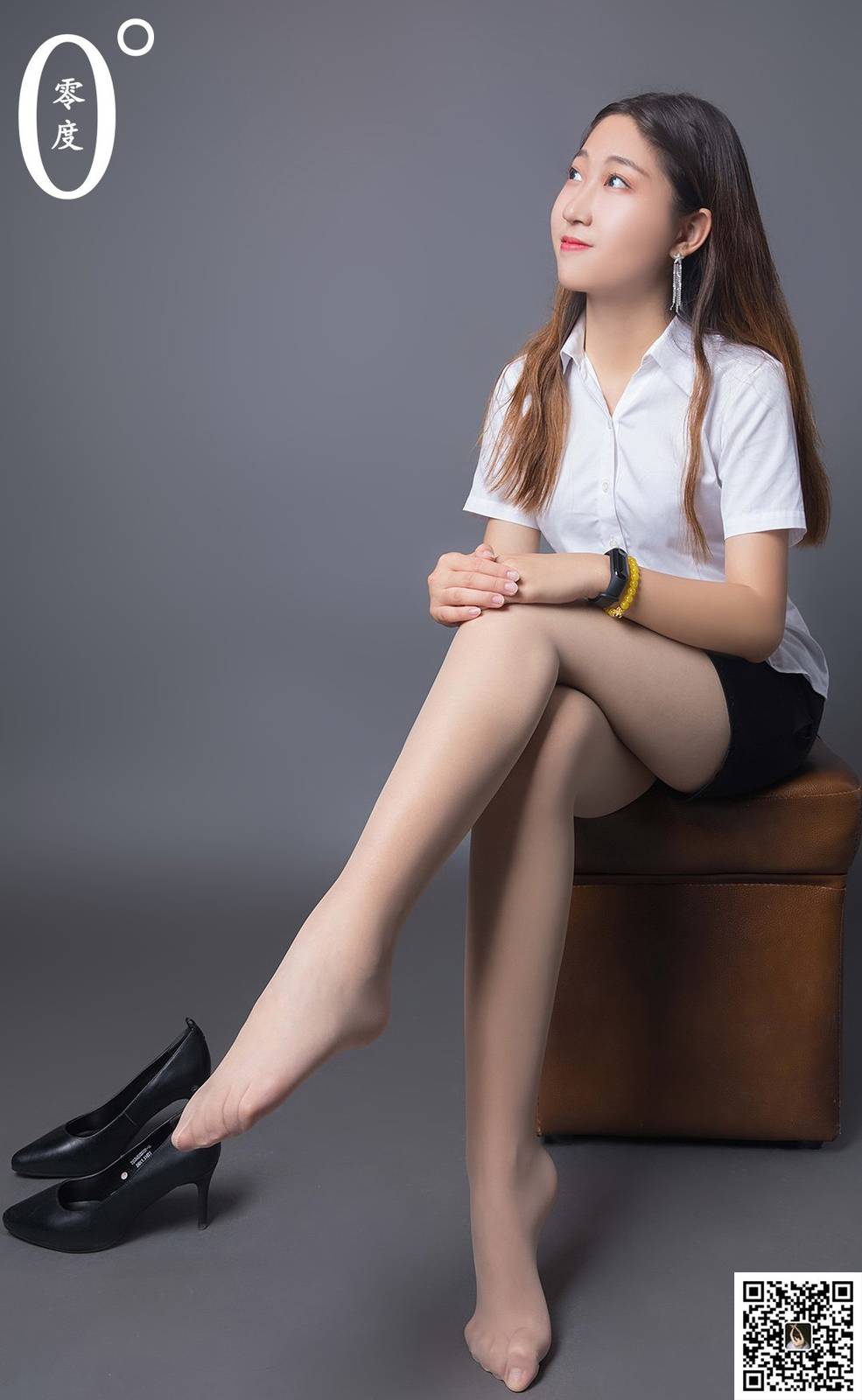 LD零度模特如梦白色上衣肉色丝袜足控福利写真-17