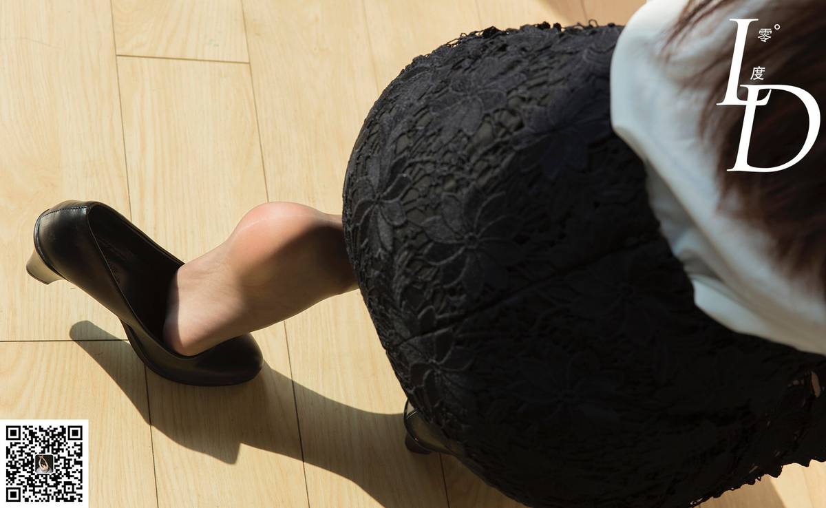 LD零度高挑模特一含黑丝美腿居家系列腿控福利-14
