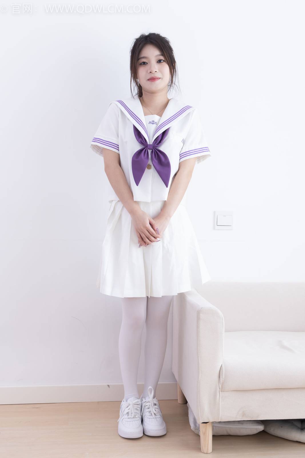 物恋传媒模特闪闪白色JK制服套装白丝板鞋写真-52