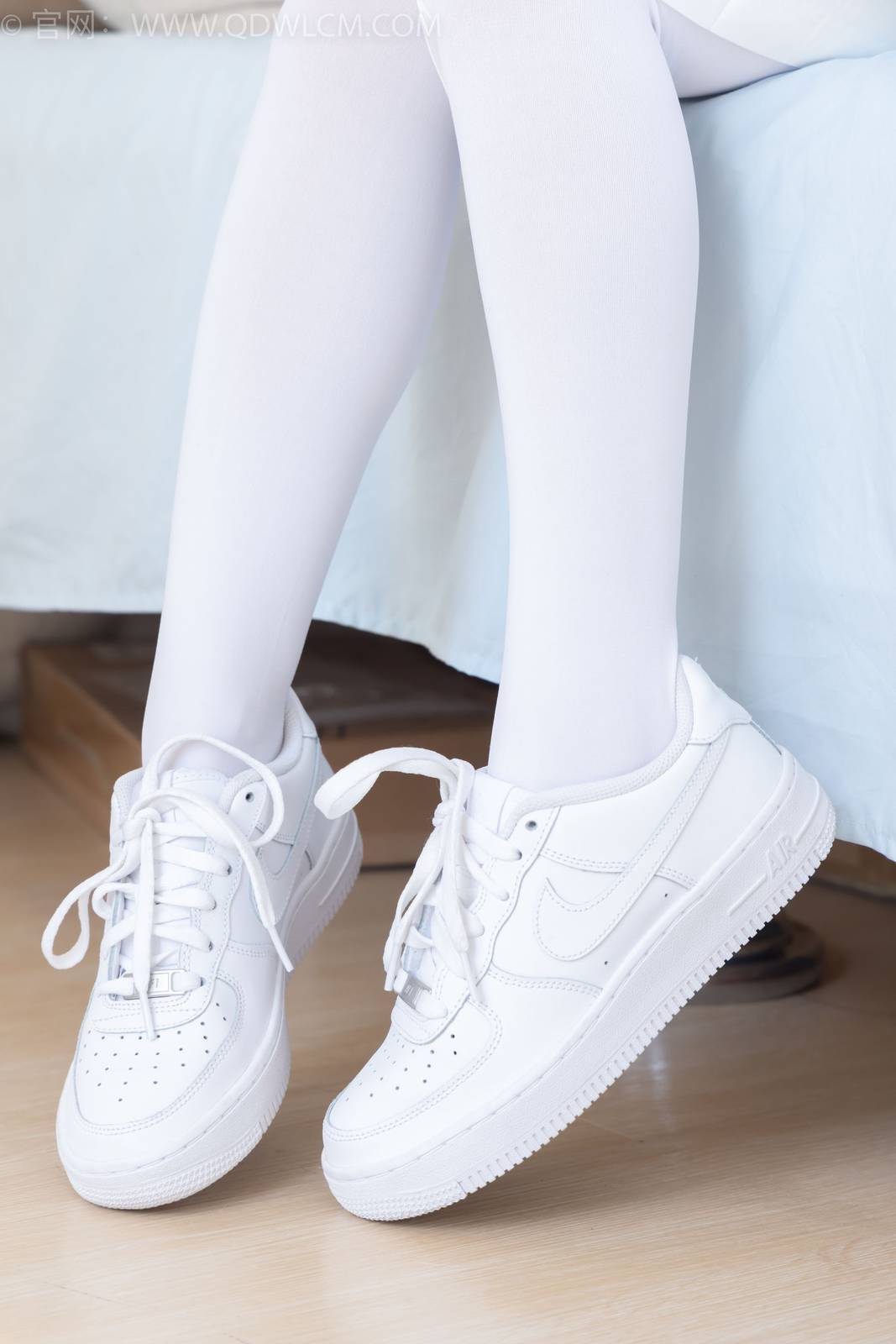 物恋传媒模特闪闪白色JK制服套装白丝板鞋写真-66