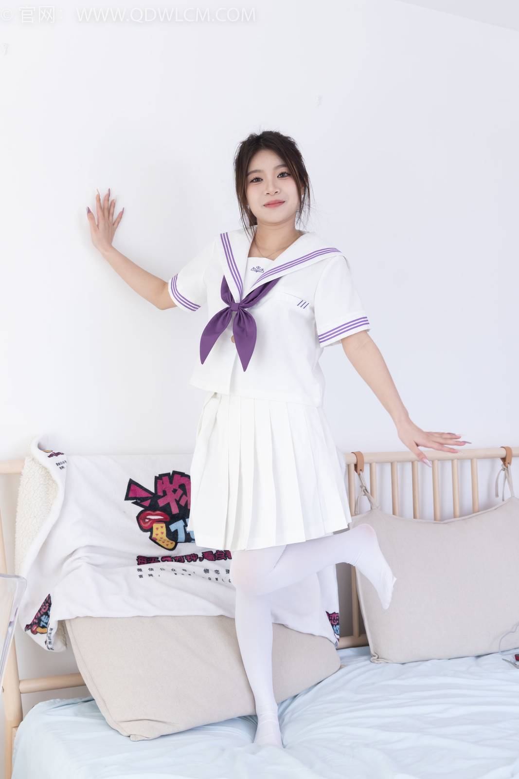 物恋传媒模特闪闪白色JK制服套装白丝板鞋写真-145