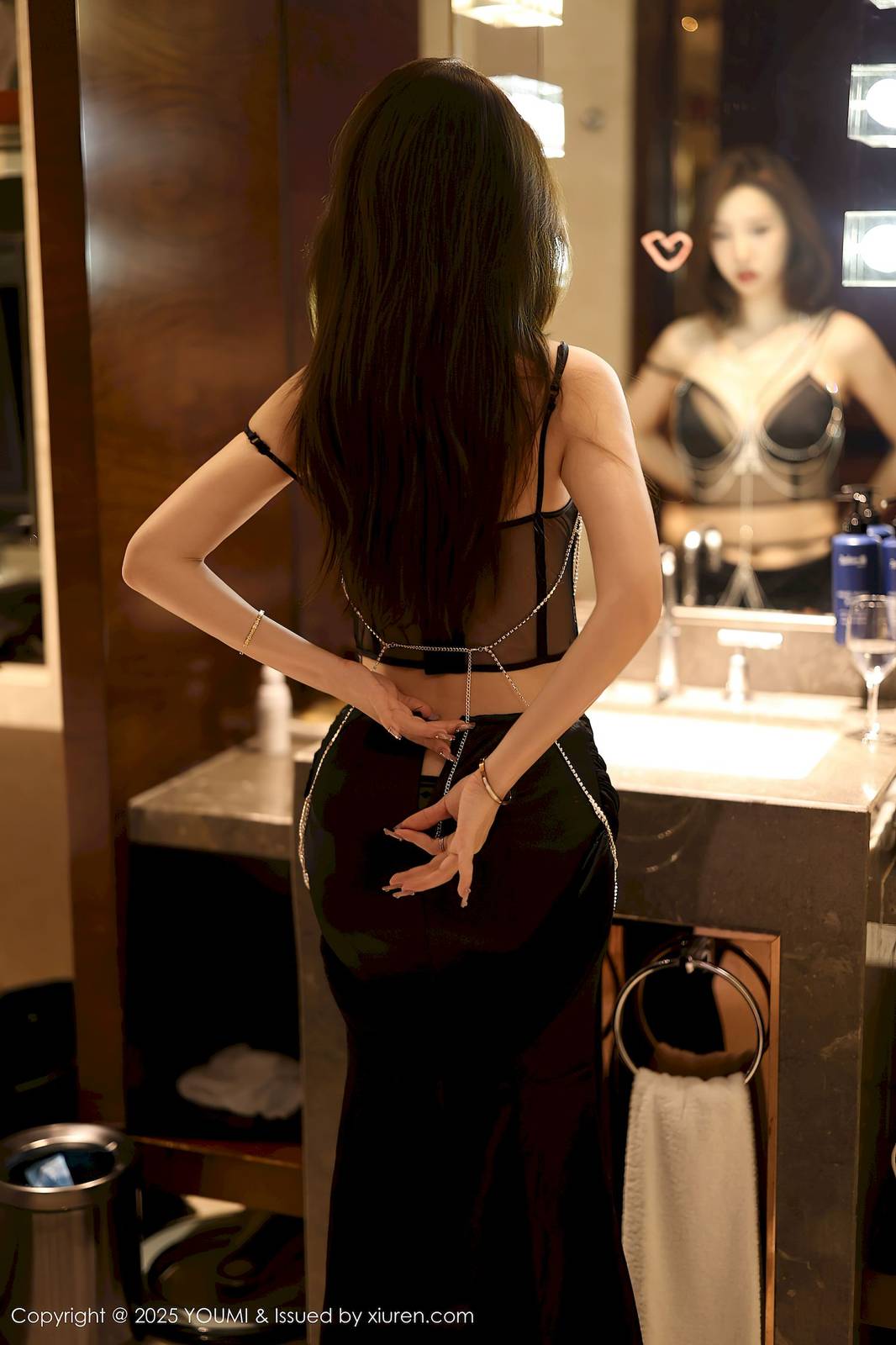 尤蜜荟新人模特桃桃·夭夭twins黑色长裙首套写真-21