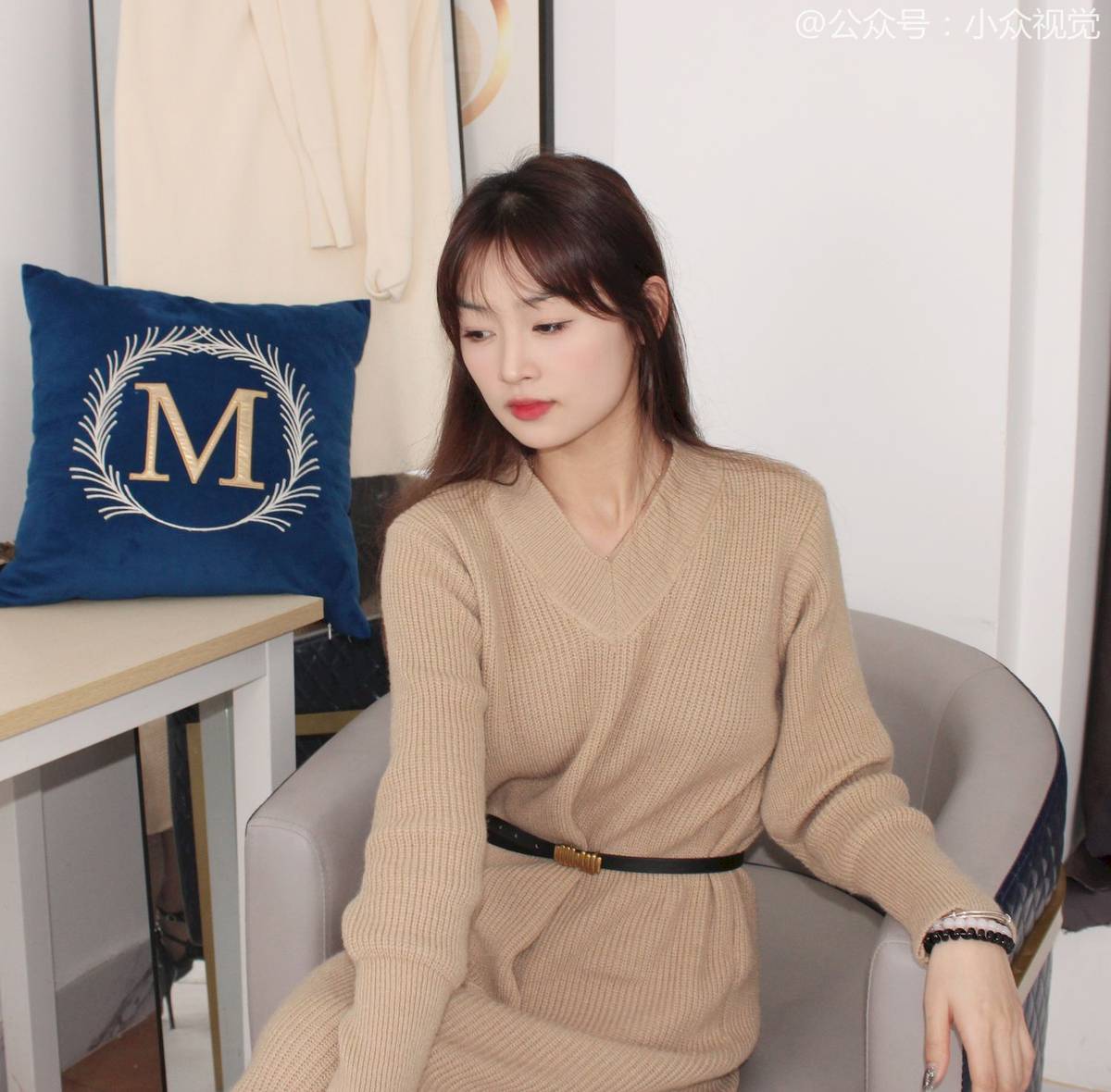 小众视觉模特蓉蓉针织连衣裙穿搭温柔知性风写真-72