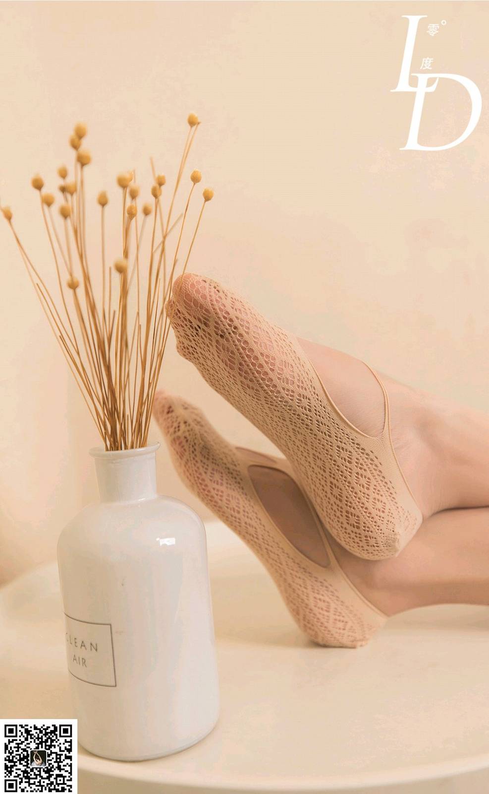 LD零度模特一含浅紫针织开衫‌修长美腿居家写真-48