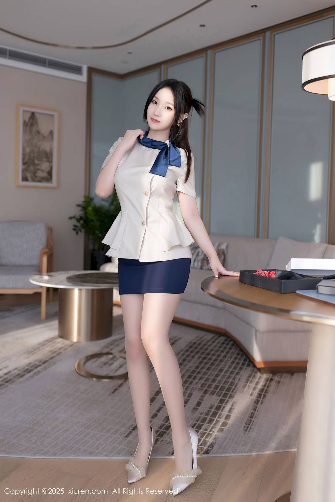 秀人网模特杏子Yada白领OL服饰肉色丝袜性感写真-14