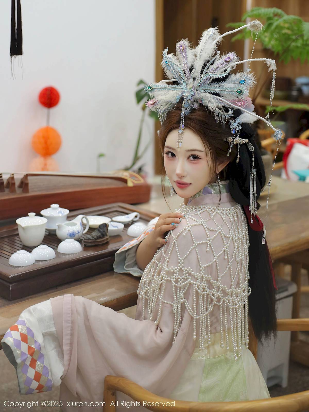 秀人网新人梨霜儿浅色古装服饰丰腴身材性感写真-39