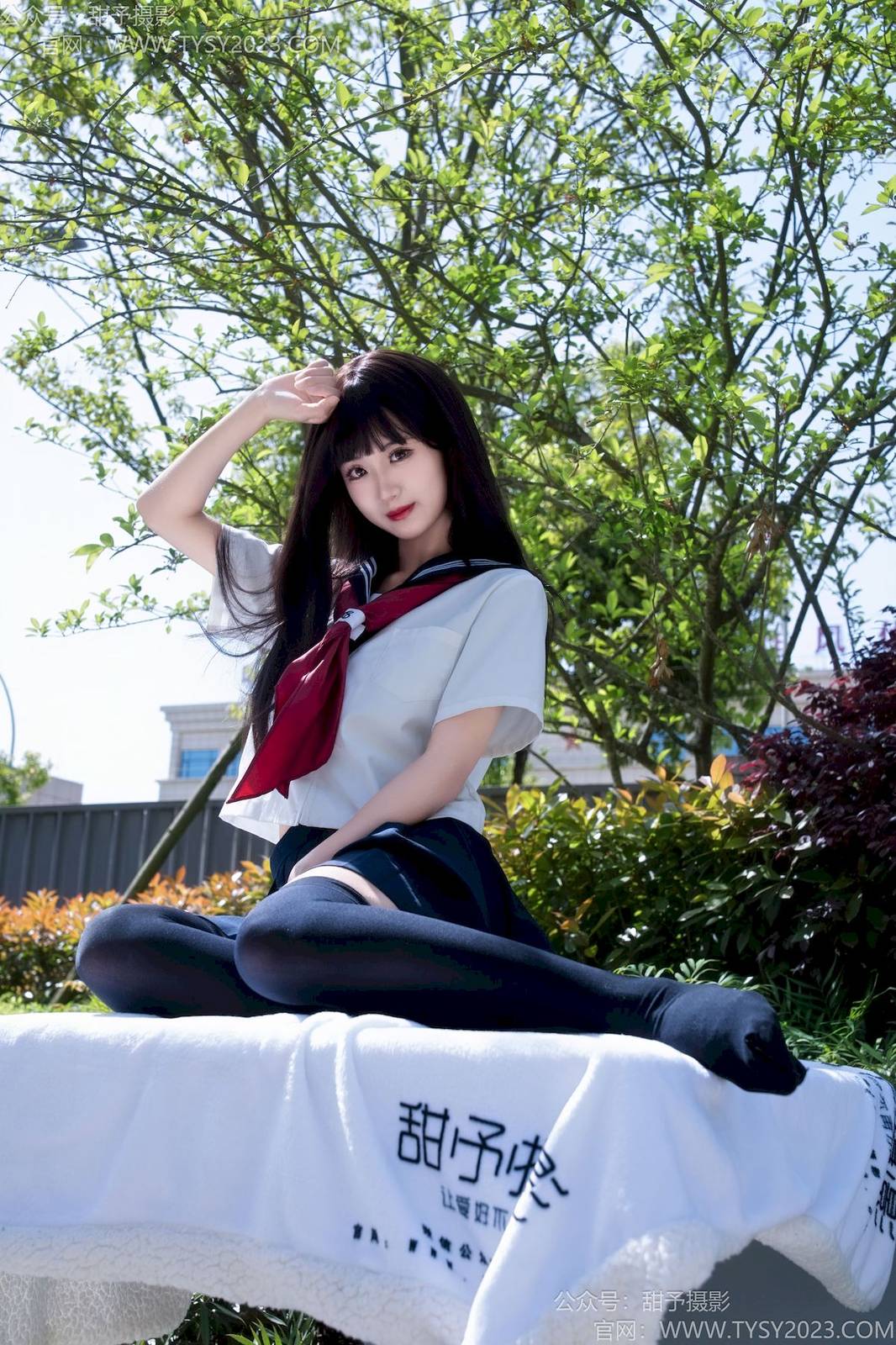 甜予摄影模特小甜桃齐肩短发校园风女生写真-49