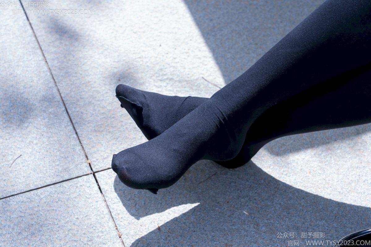 甜予摄影模特小甜桃齐肩短发校园风女生写真-96