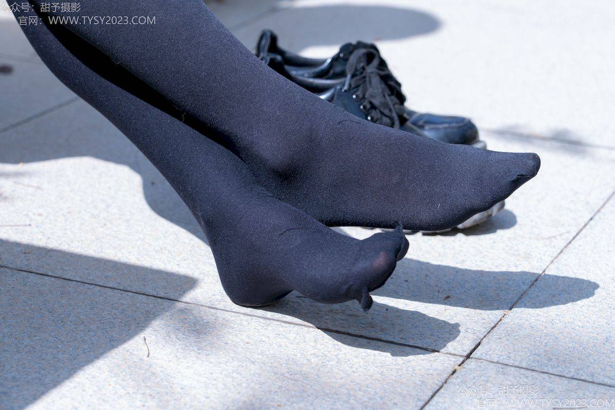 甜予摄影模特小甜桃齐肩短发校园风女生写真-99