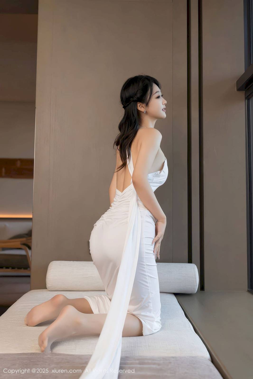 秀人网模特唐安琪白色长裙肉色丝袜性感写真-41