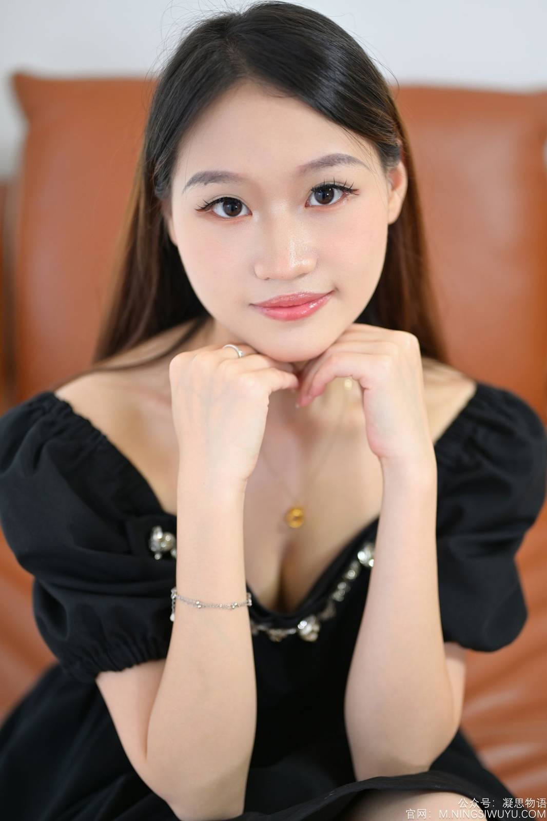 凝思摄影怡怡黑色连衣裙尽显邻家女孩温柔乖巧-49